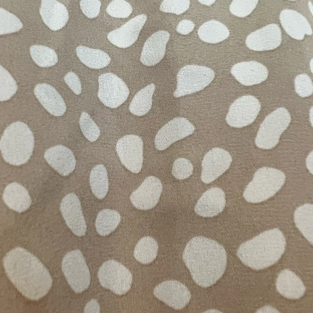 NWOT Pink Lilly Romper - Picture 5 of 6